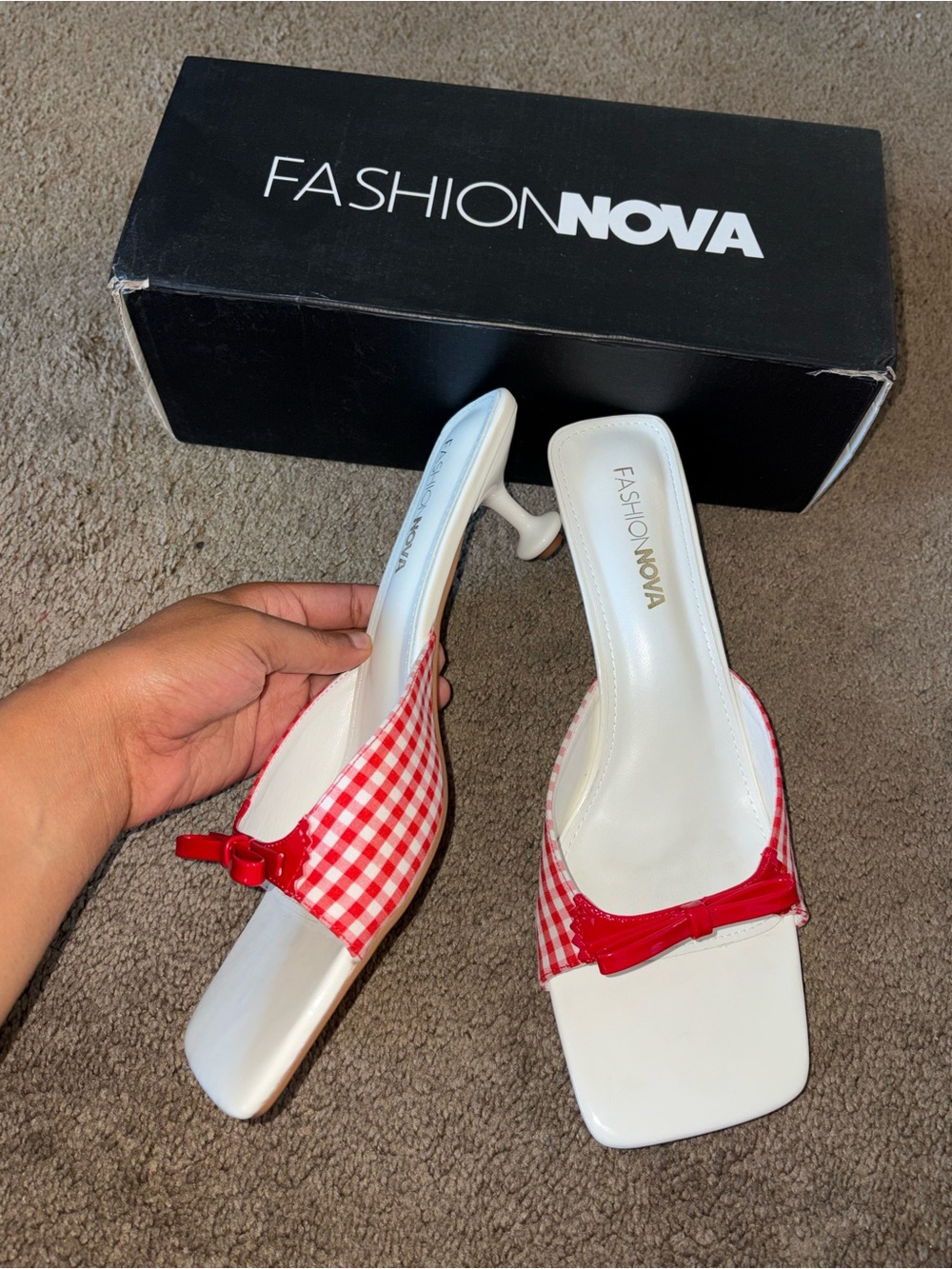 NWT Fashion Nova Red Gingham Slide Mules with Bow - size 10